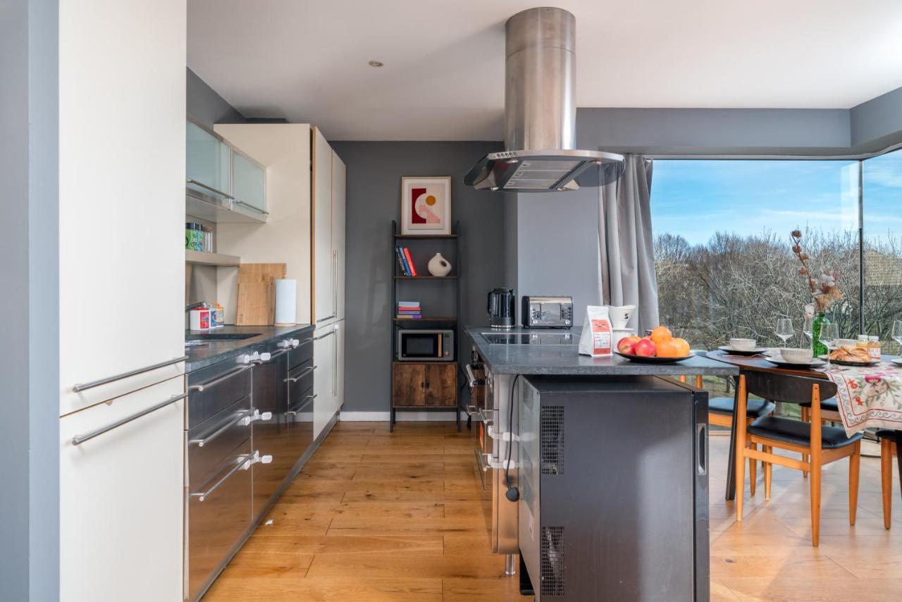 2 Bedroom Apartment With Park Views Shoreditch Londra Esterno foto